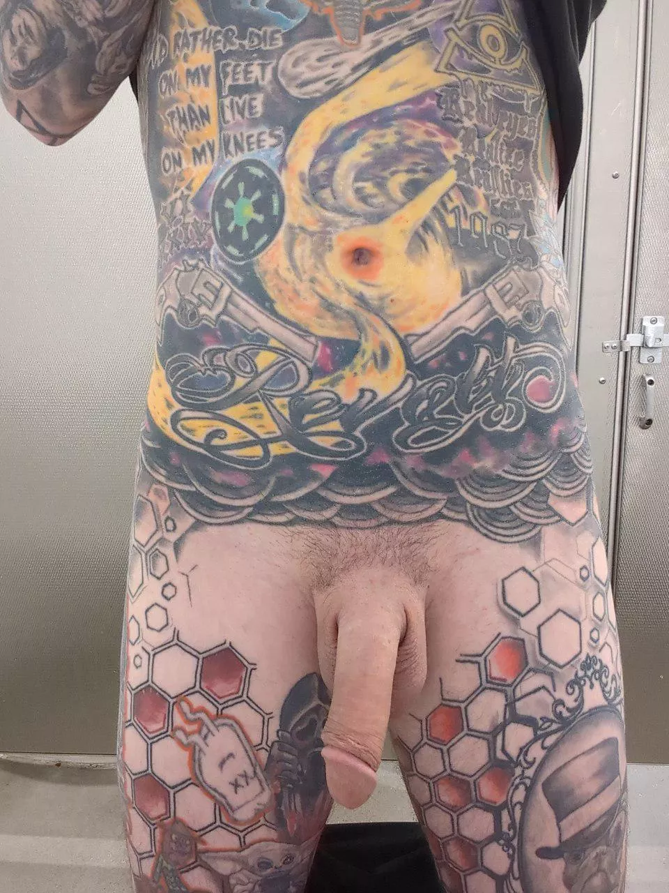 Bored at work dm for snap posted by Hornystoner187