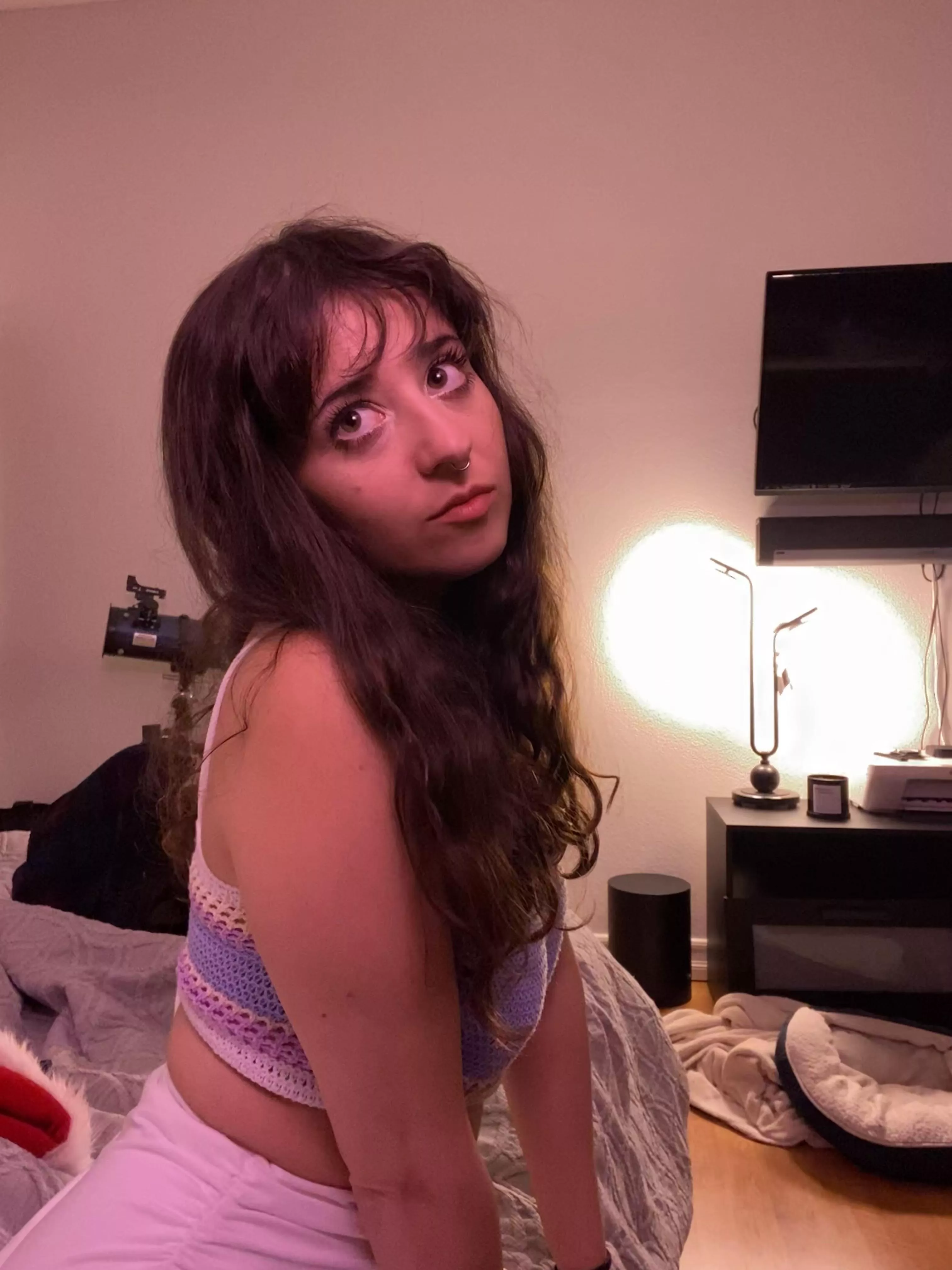 come hangout? c: (@hazybunny99) [onlyfans] posted by Party_Volume7132