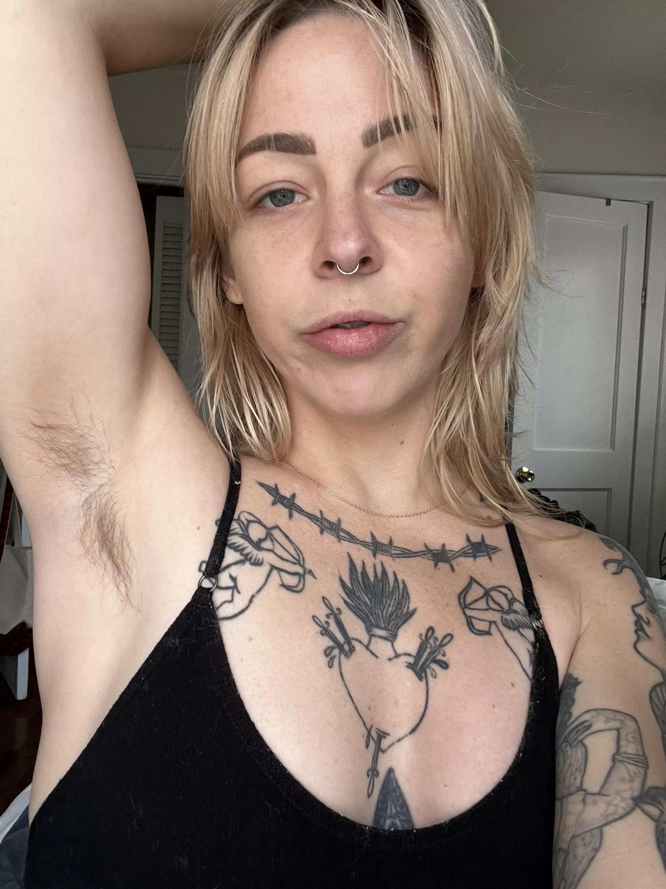 come make them wet for me posted by vesper_rain