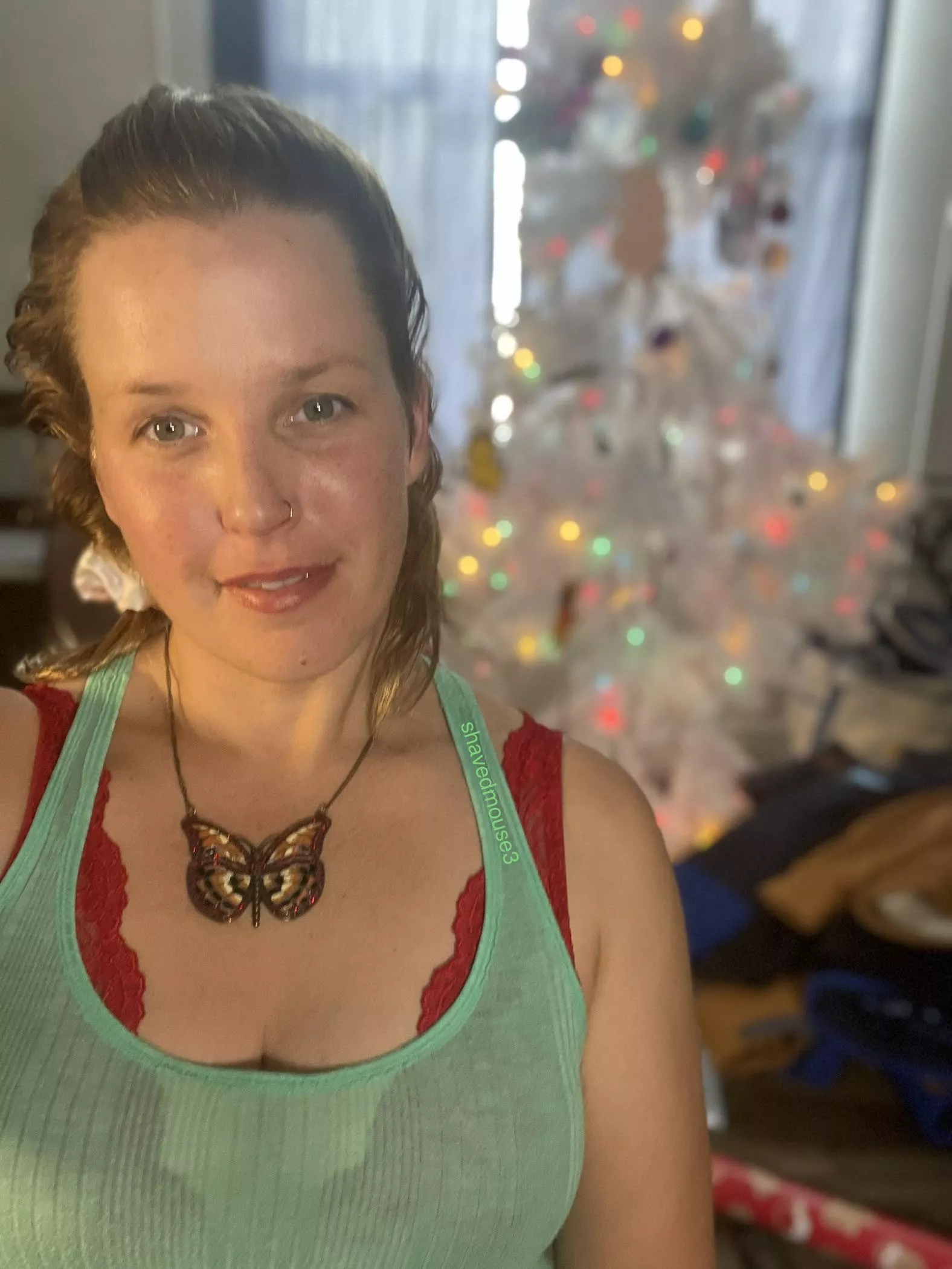 Do you think present wrapping is sexy? posted by shavedmouse3