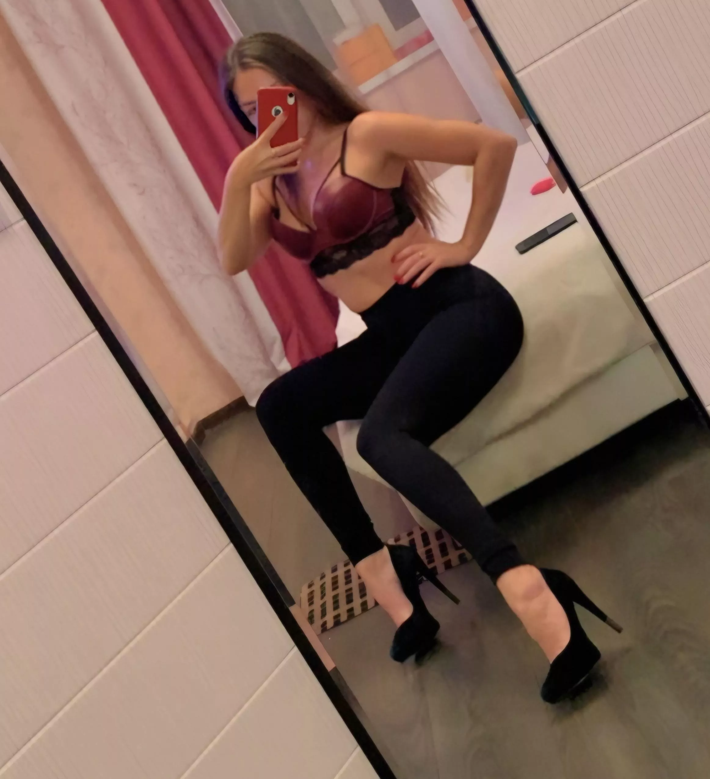 Elin (@eliinnn) [Onlyfans] posted by Historica777