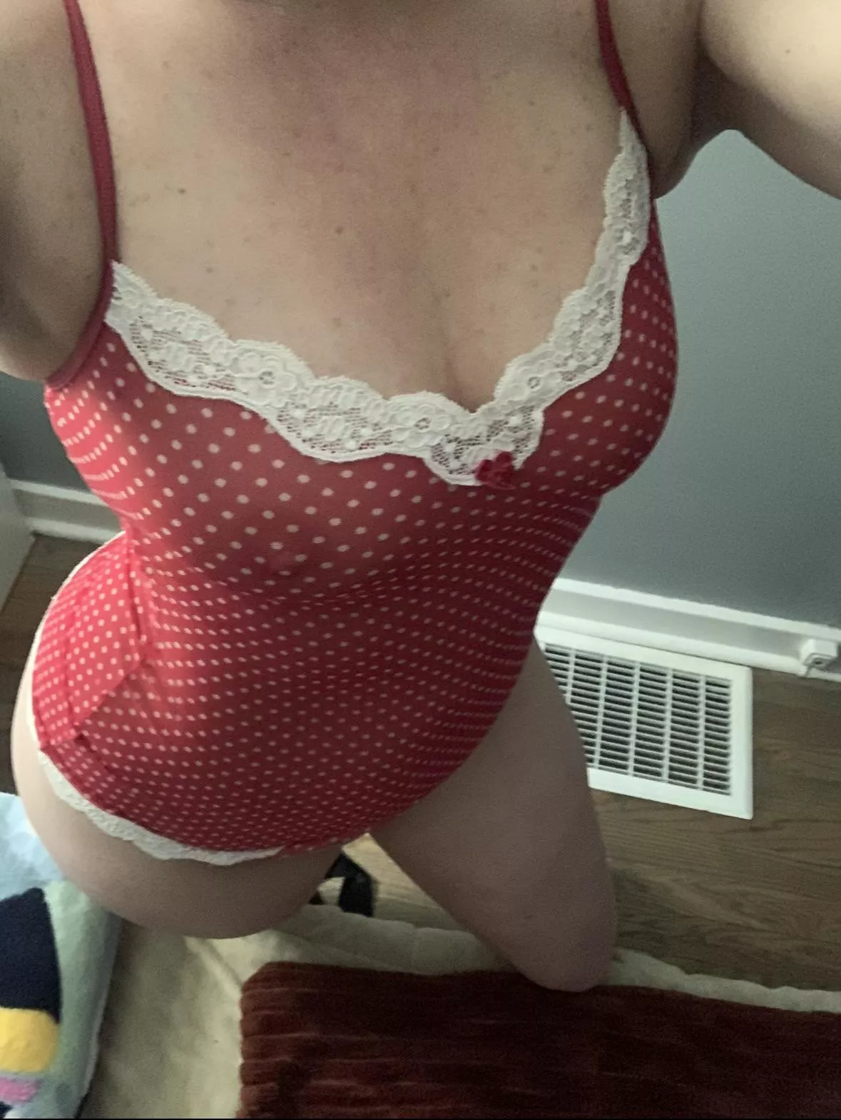 Feeling festive 🤶 posted by WcoastMom