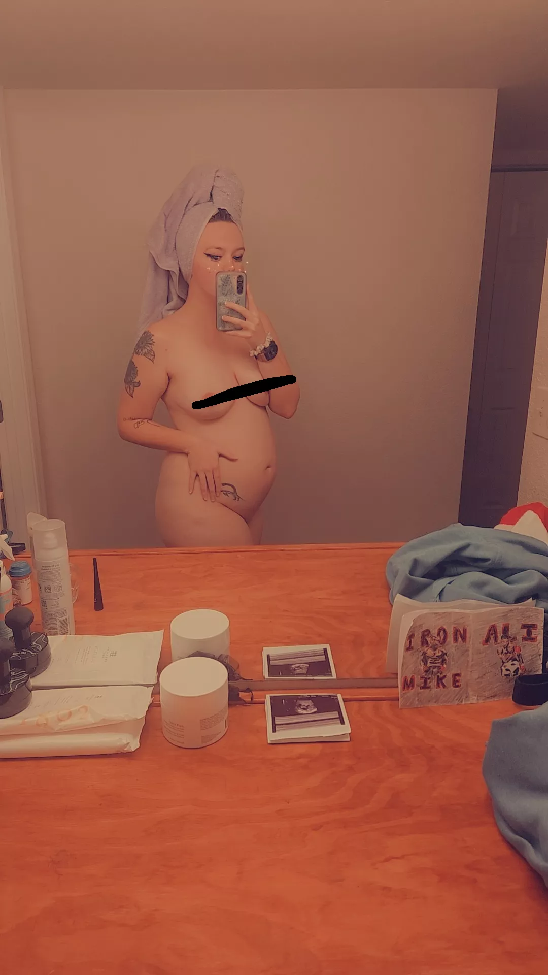 Follow my pregnant belly👀🖤 posted by DemonicSwitch