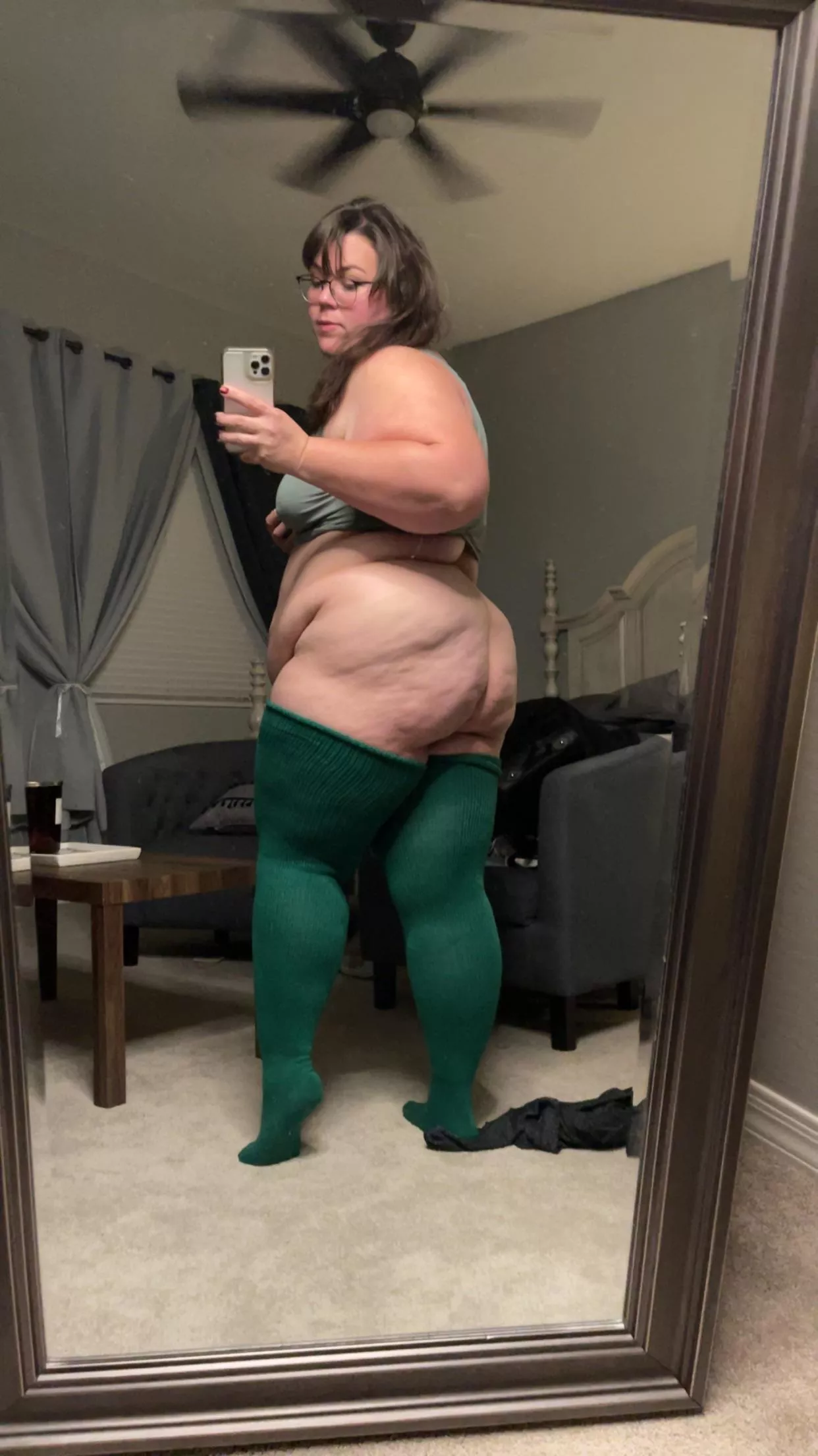 Got some new thigh highs, very festive 🎄 posted by Cool-Particular2685