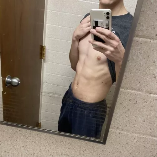 Happy Monday 🙈 by BETA_B01