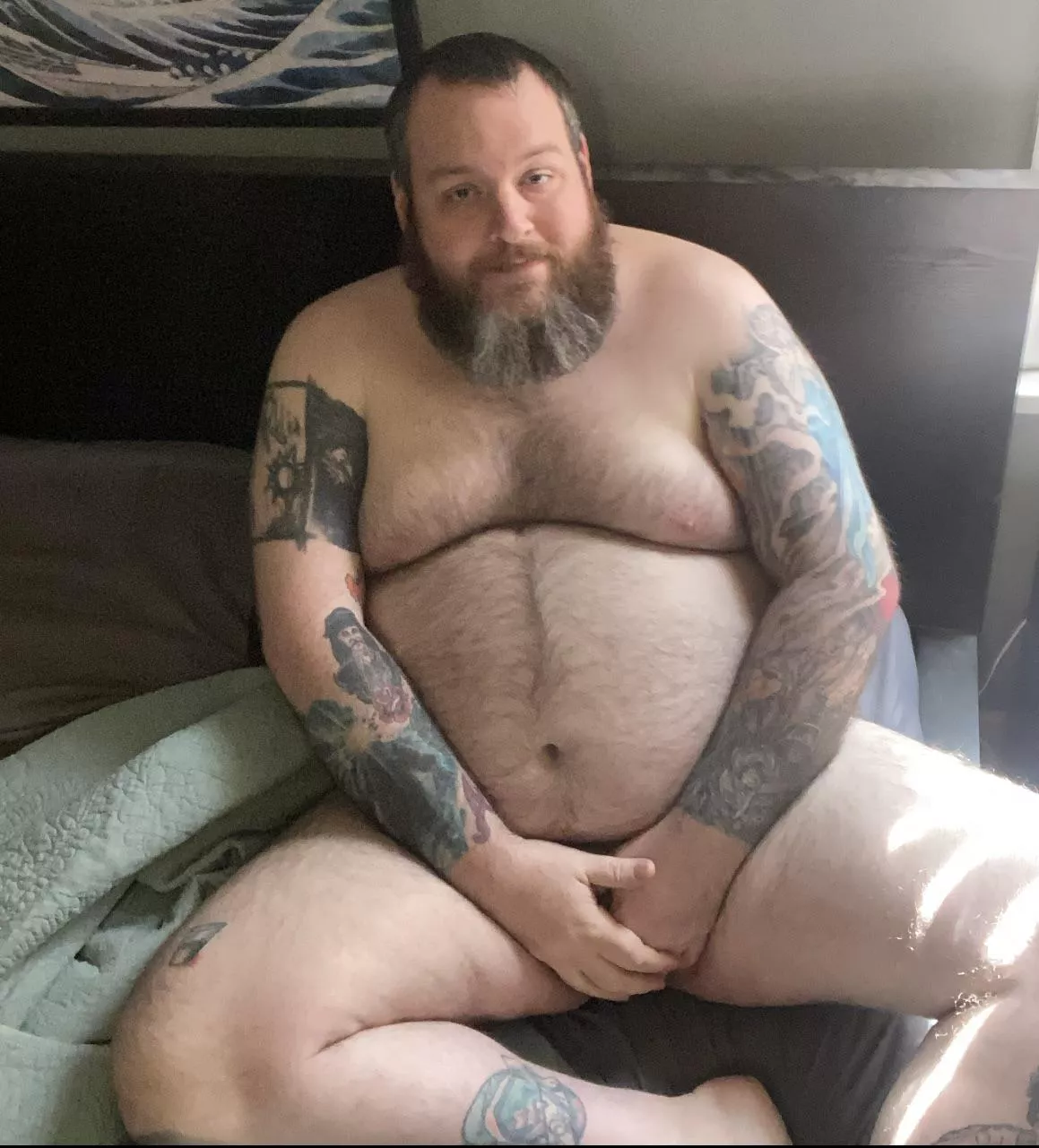 Hello posted by throwingshappes