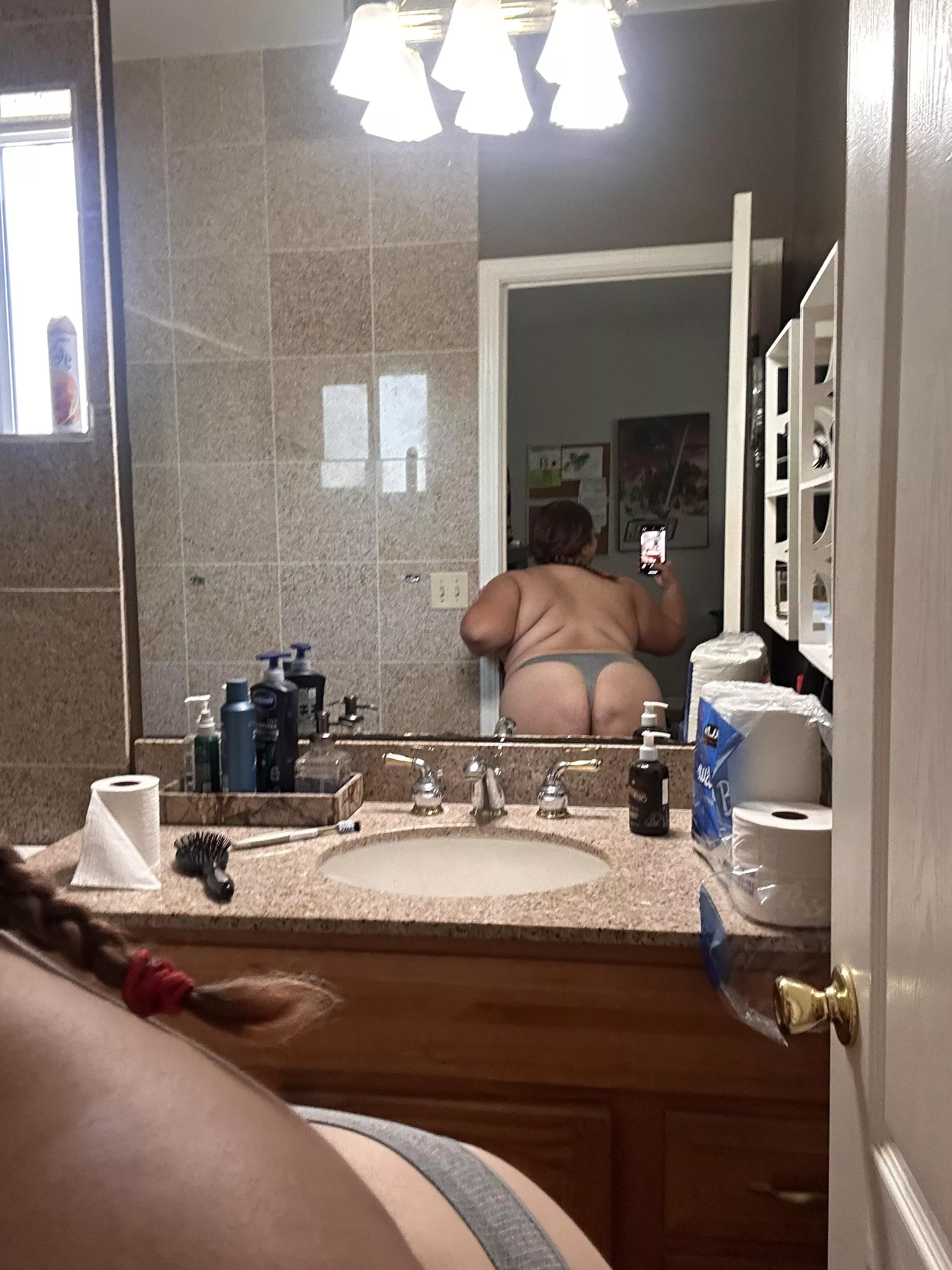 How’s the view? posted by Sweetyjaneeee