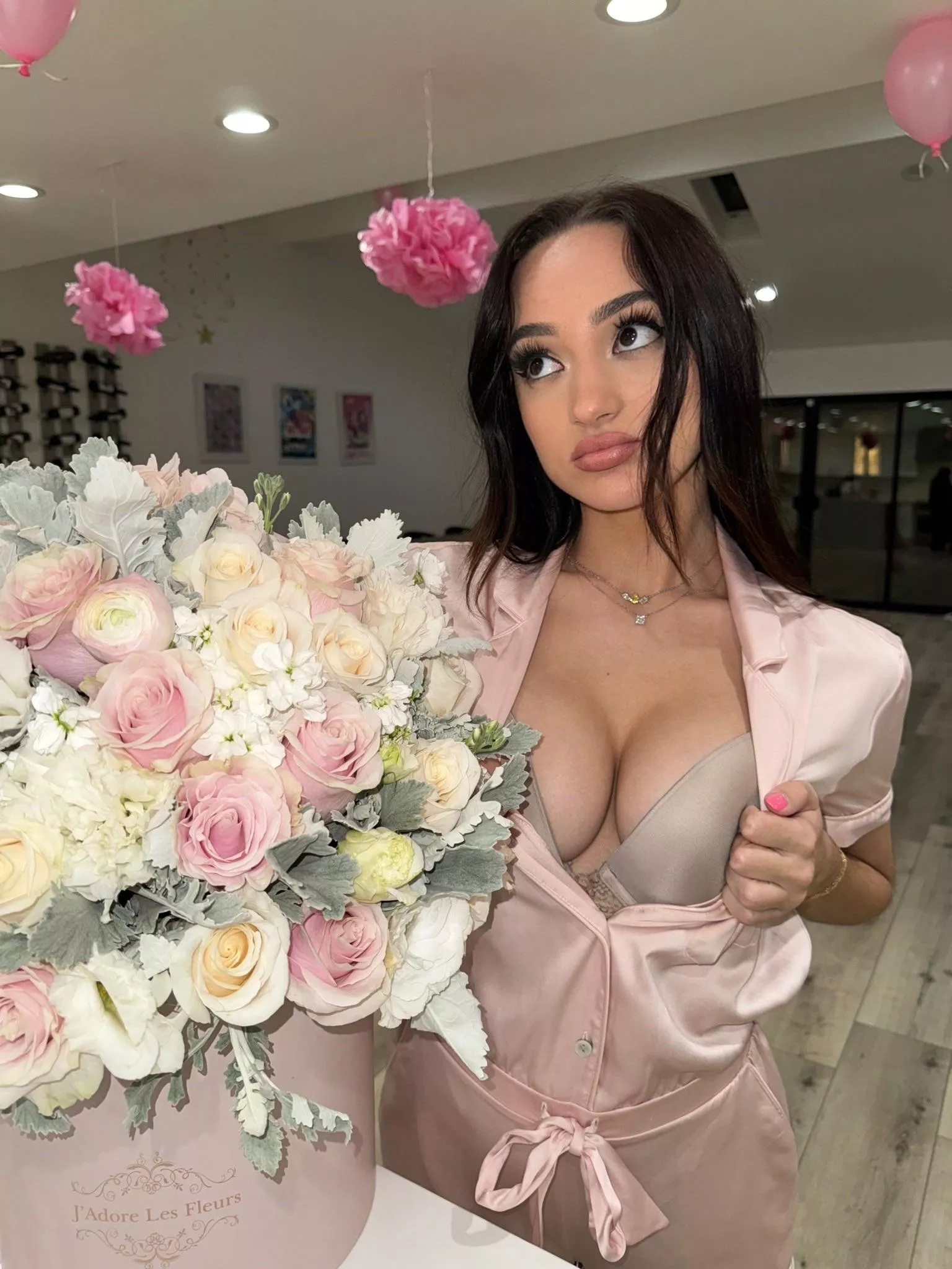 I wanna be your girl… posted by intogirlnextdoor