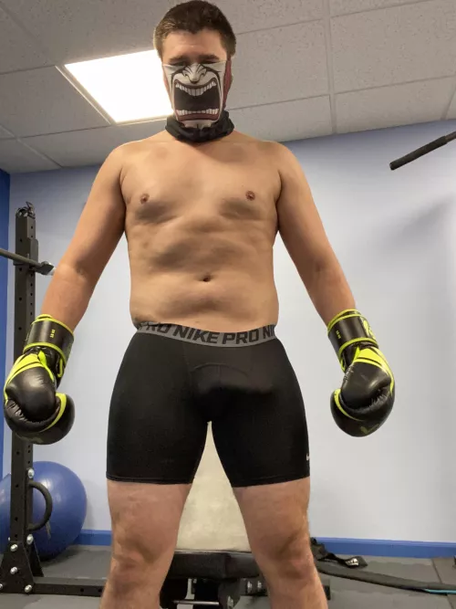 Like my bulge? by NoFaceNoName442