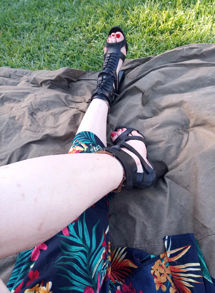 Love wearing heels at festivals! posted by strelok6969