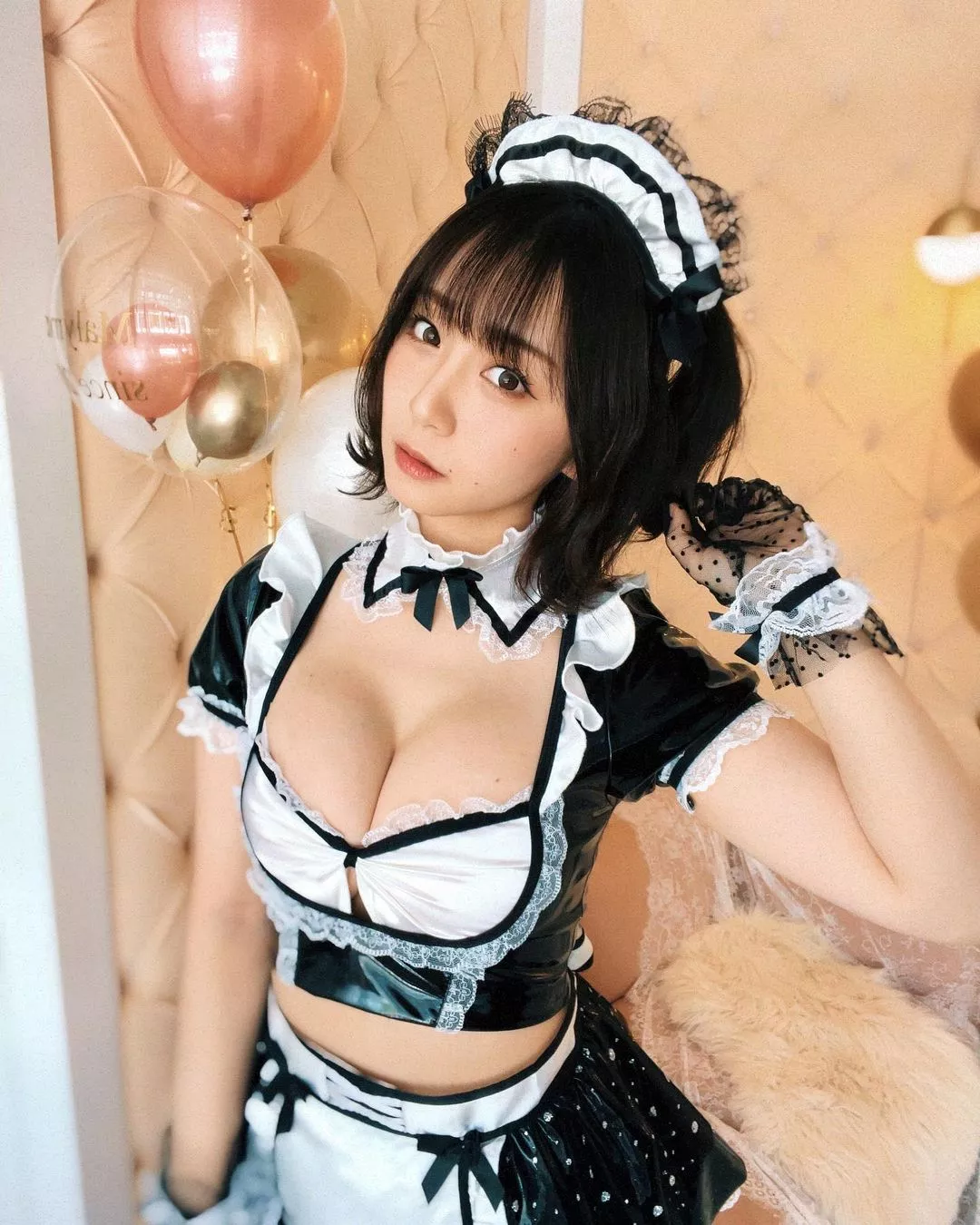 Lovely Asian maid posted by CaptainUndie