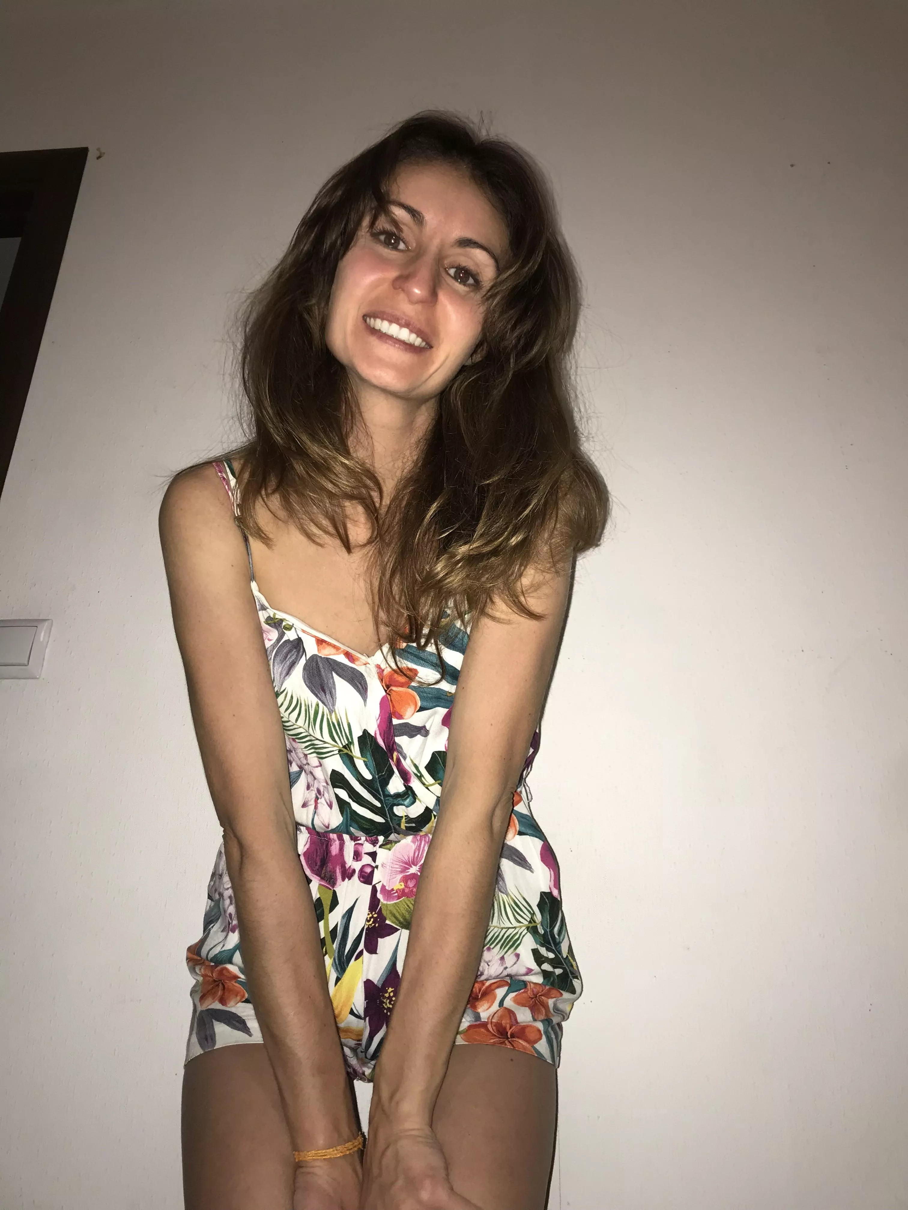 Milf is in a wonderful mood today (F30) posted by Viki_soul