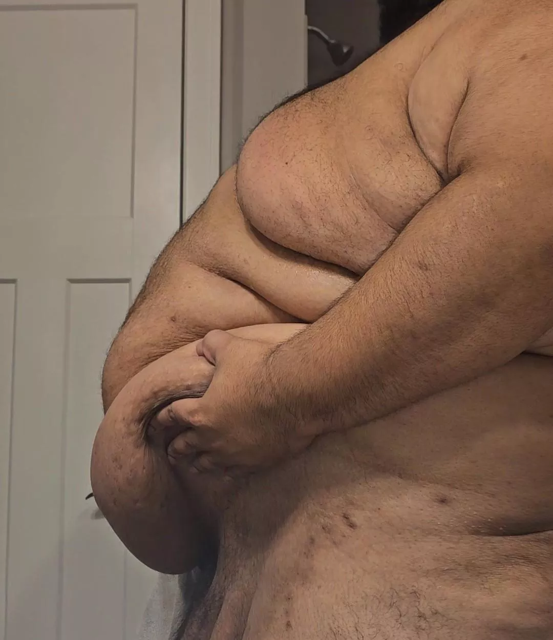 My tummy is so heavy! posted by SwitchSilly1