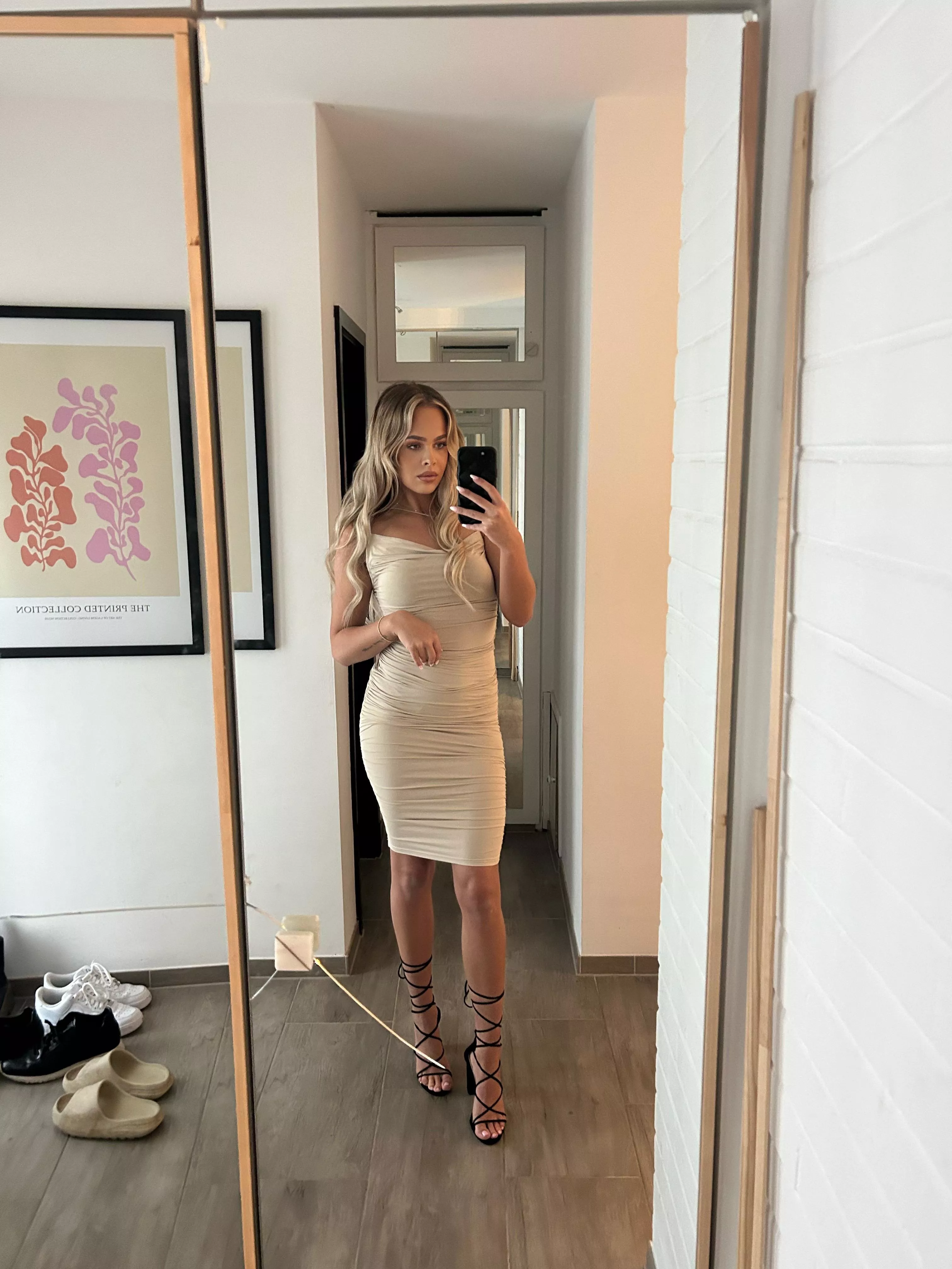 Not my tightest dress but I like it :) posted by TheSolidDriver