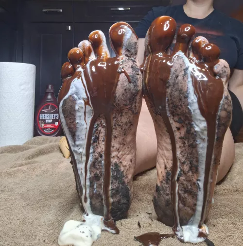 Oreo sundae soles 🤤 by elenastoes98