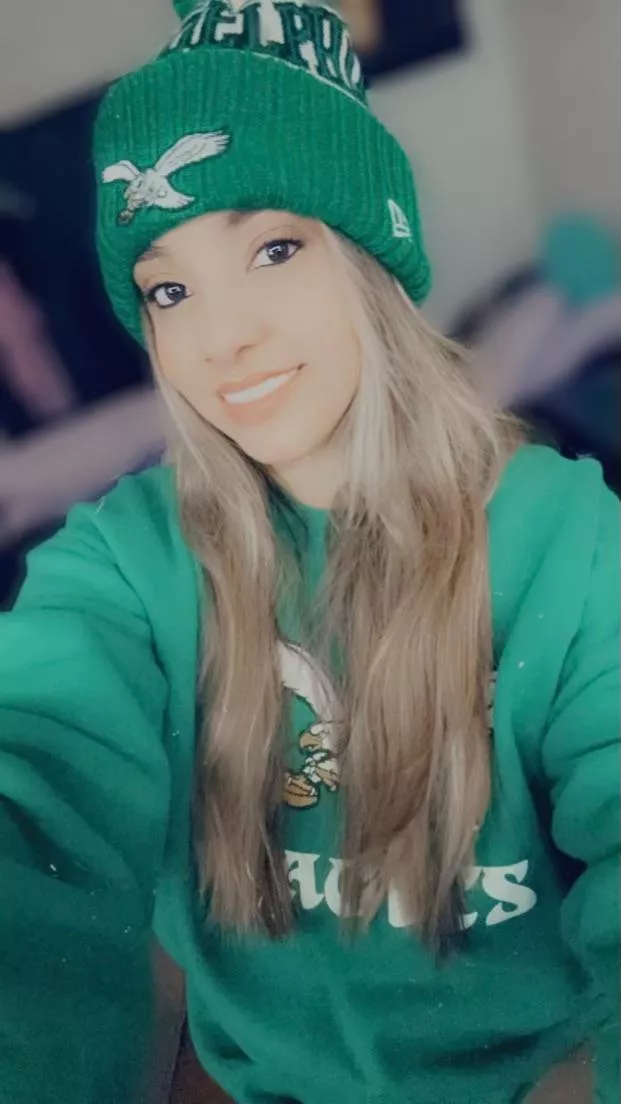 Smiling and hoping for a birds win tonight posted by MarieLuvzYa