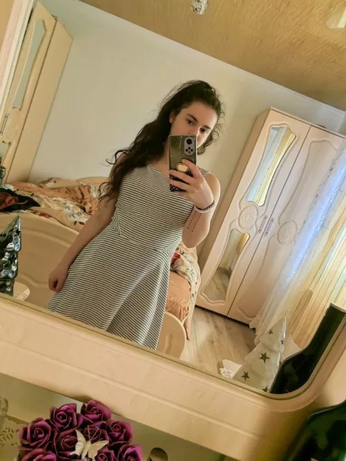 Sweet 18y/o wants to know your honest thoughts about her by Rambo_Real