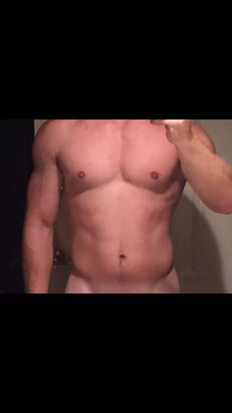 35M- Baltimore Stud looking for Hotwives/Couples posted by BmoreLax1989