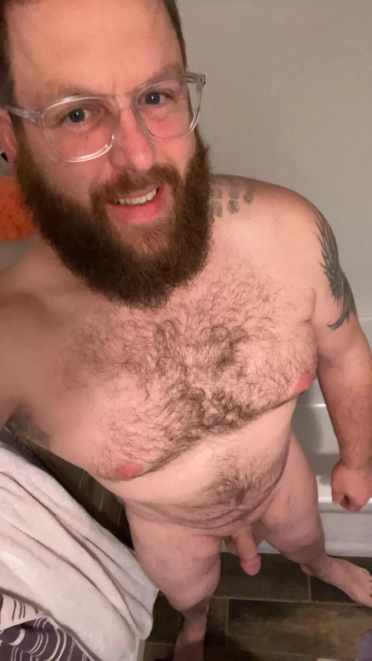 (40) needing a warm mouth posted by Yourbigbearonlyfans