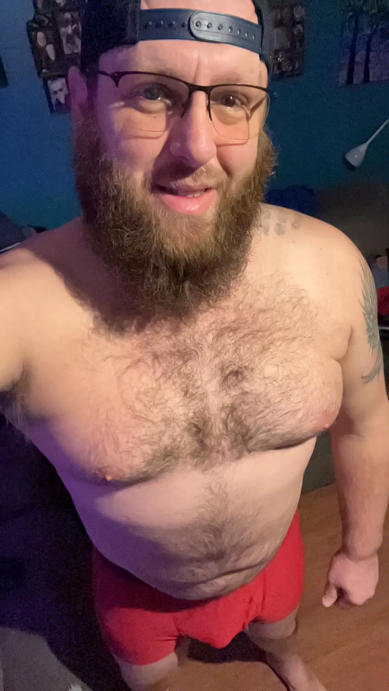 (40) package delivery posted by Yourbigbearonlyfans