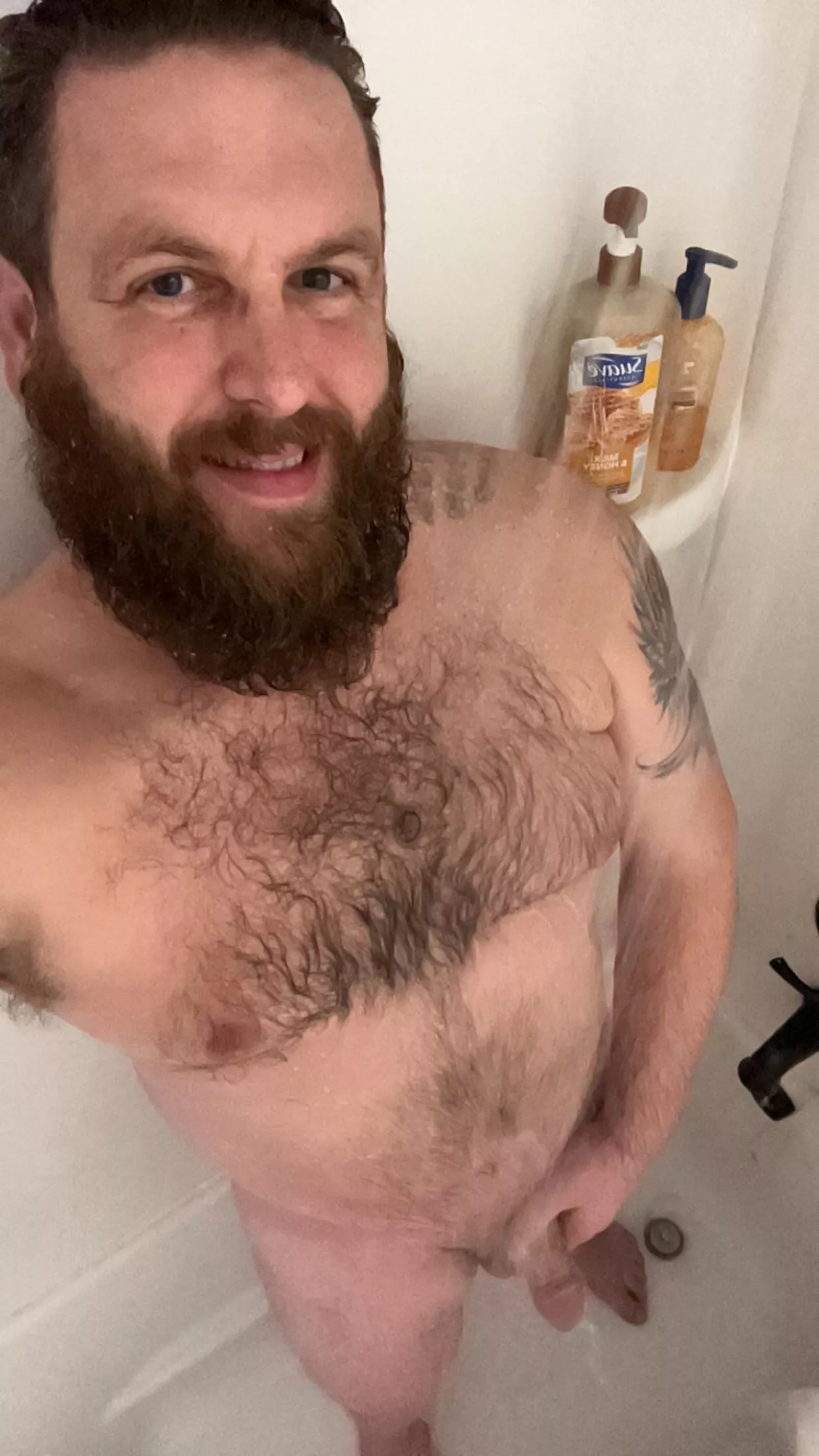 (40) so fresh so clean!! posted by Yourbigbearonlyfans