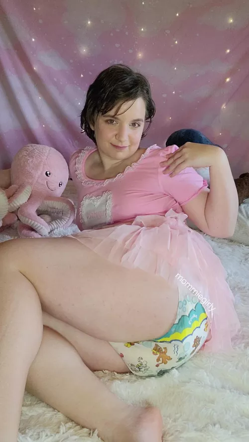A lil upskirt diaper for you 👀 by mommie_girly