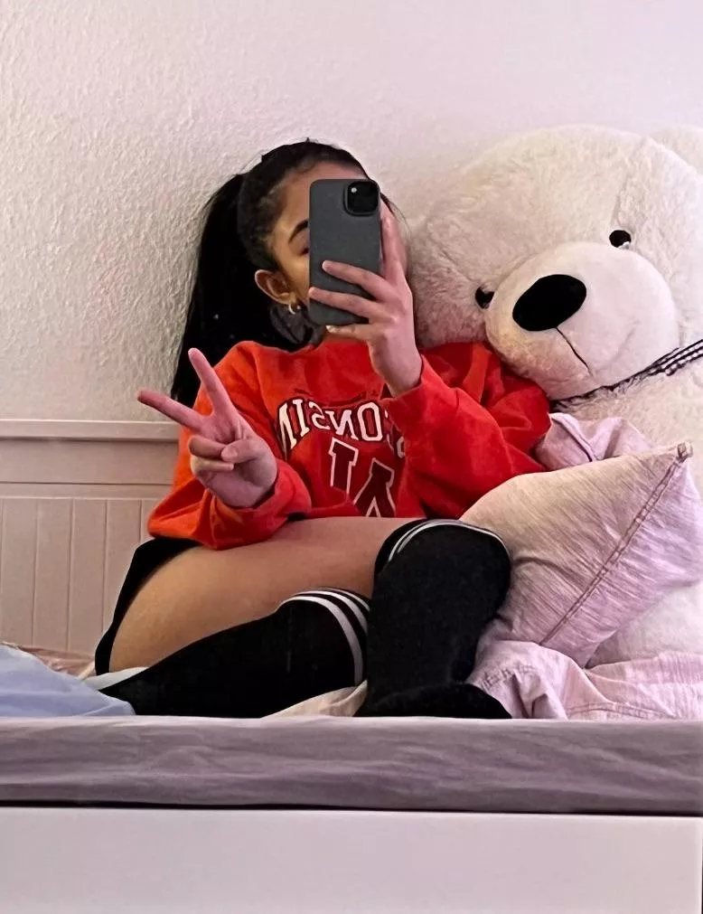 🧸and me=🫶🏻 posted by Sad_Bat6485