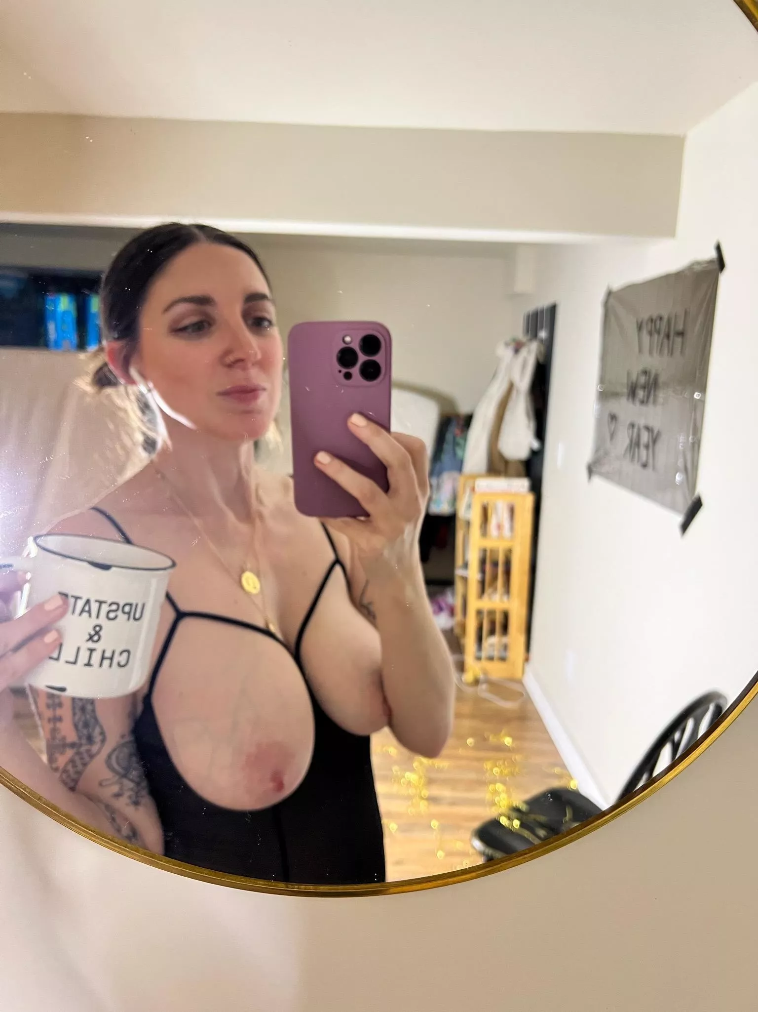 Before the party - 37F posted by PrettySadieReed