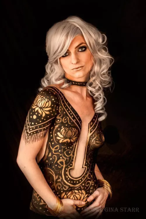 Black and gold Mehron by MykeMagyck