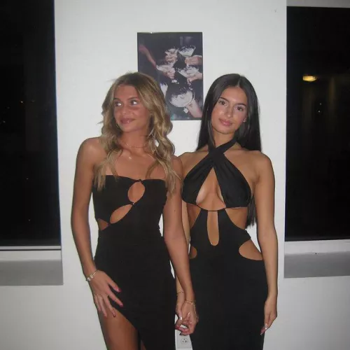 Blonde or Brunette? by whitetoweltw