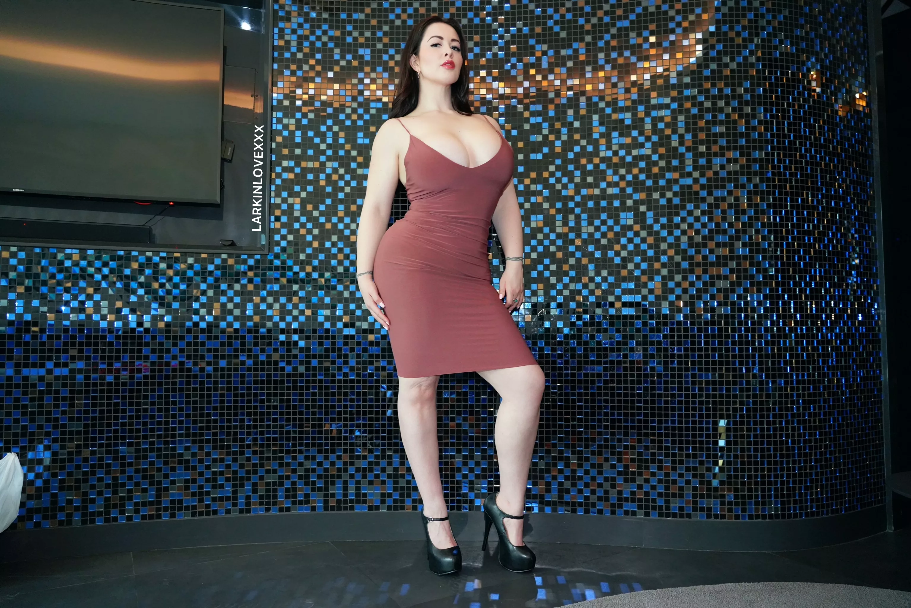 Can I visit your dreams tonight? posted by larkinlovexxx