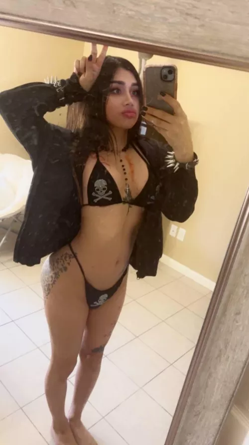 Casual bikini pic for the day 😇 by sadkittyprincess69