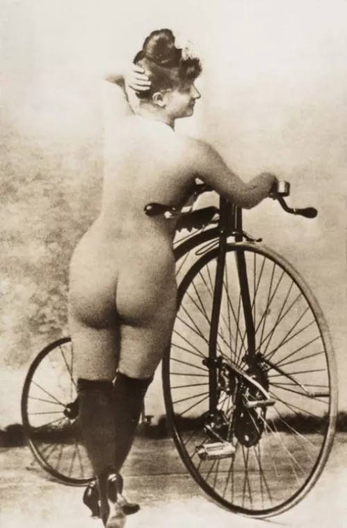 Dear Henny, After discussion with me about your group of friends, cousin Fanny has decided to form her own naturist group with the ladies from her salon. Today she returned from what must have been a most thrilling bike ride! by boondocks456
