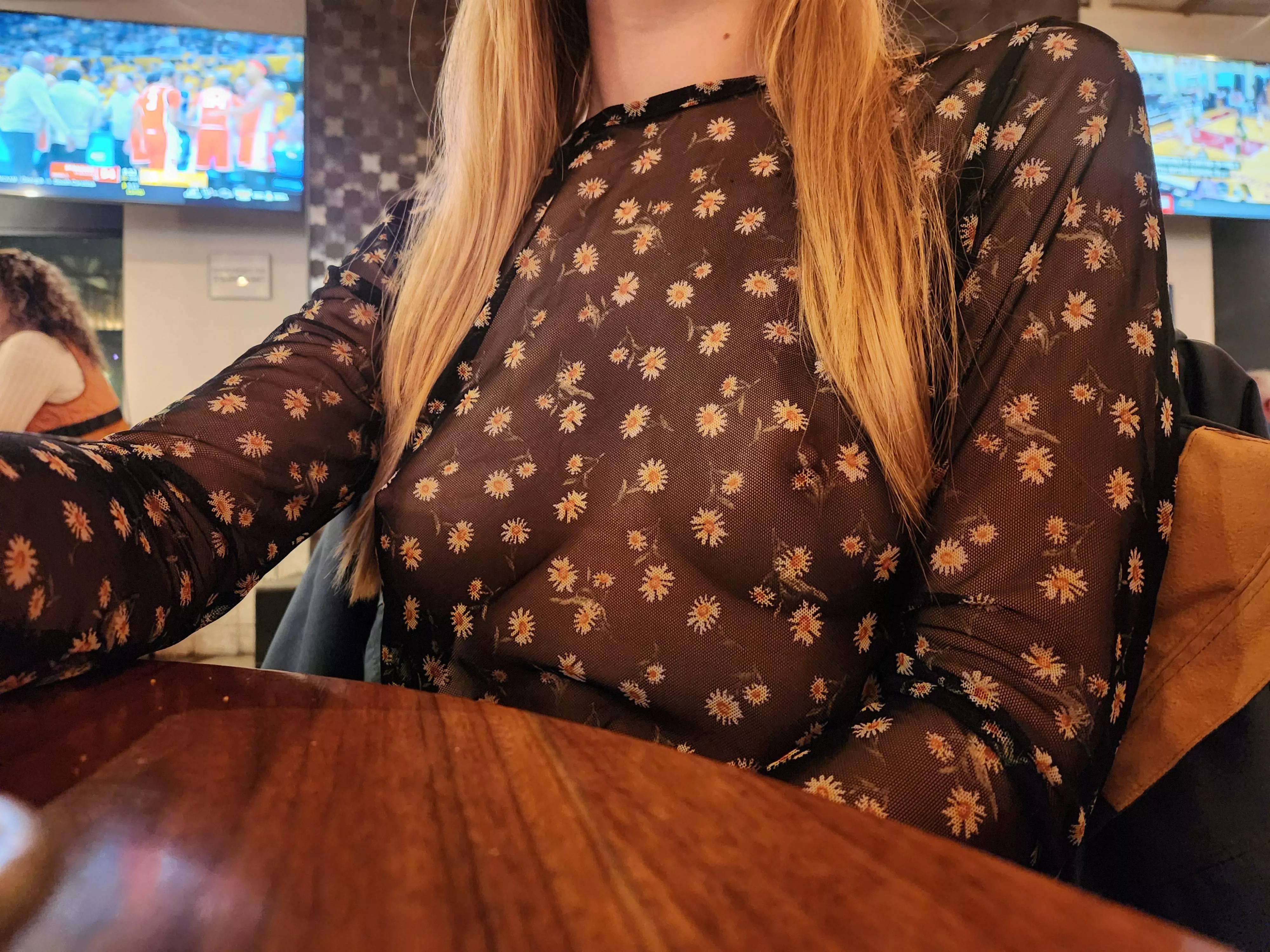 Dinner time posted by riskyrosalina