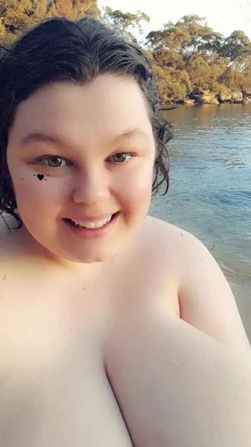 Enjoying nature by snaphappyadventurer