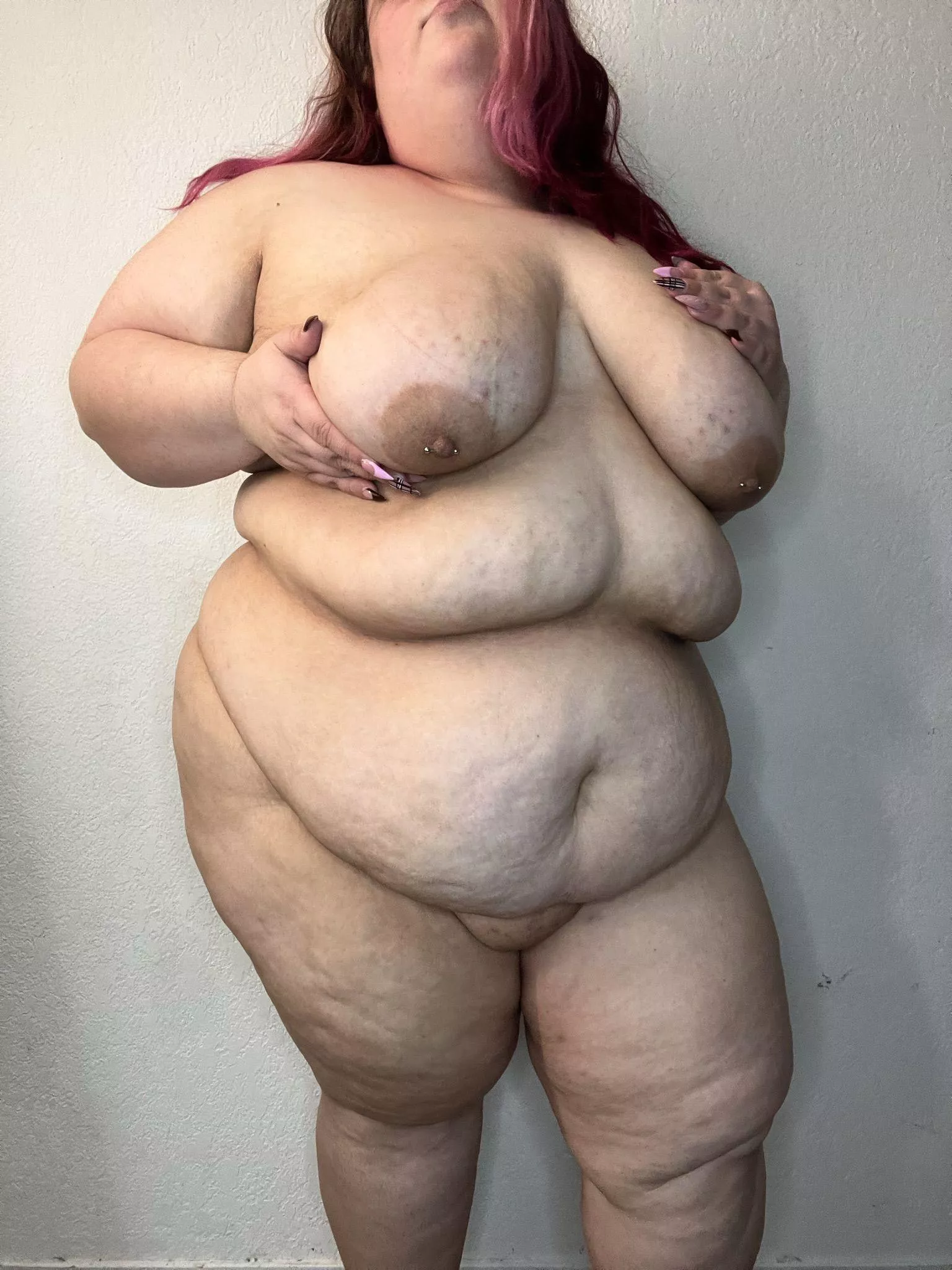 Feeling down? Let this NSFW pic turn things around. 😄 posted by mikaylamoni