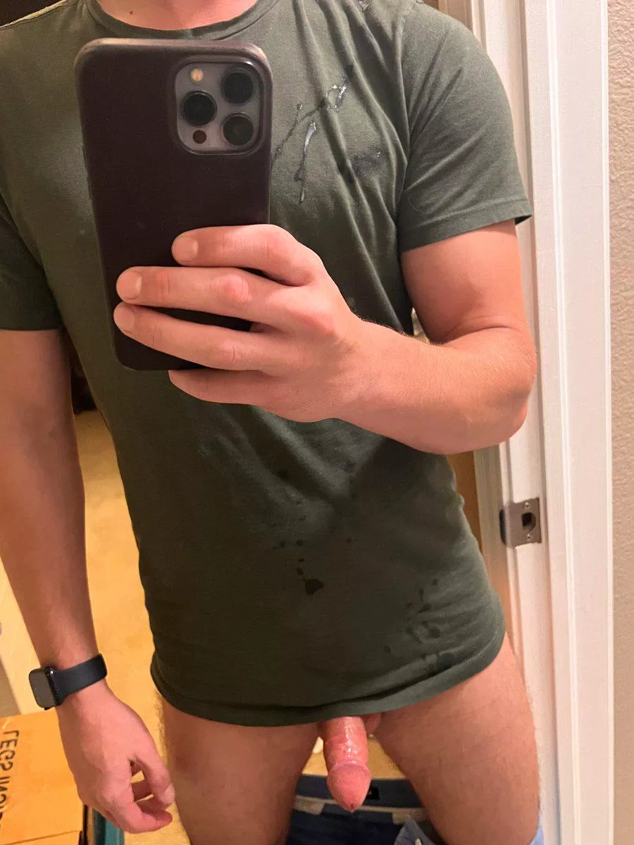 Got it up to my shoulder. posted by boiversexxx