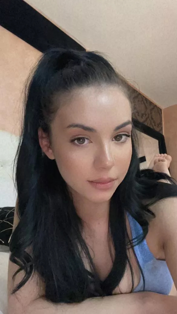 Happy Monday ONLINE Now! [https://www.myfreecams.com/#Lucy_Foxx] posted by LucyMaze232