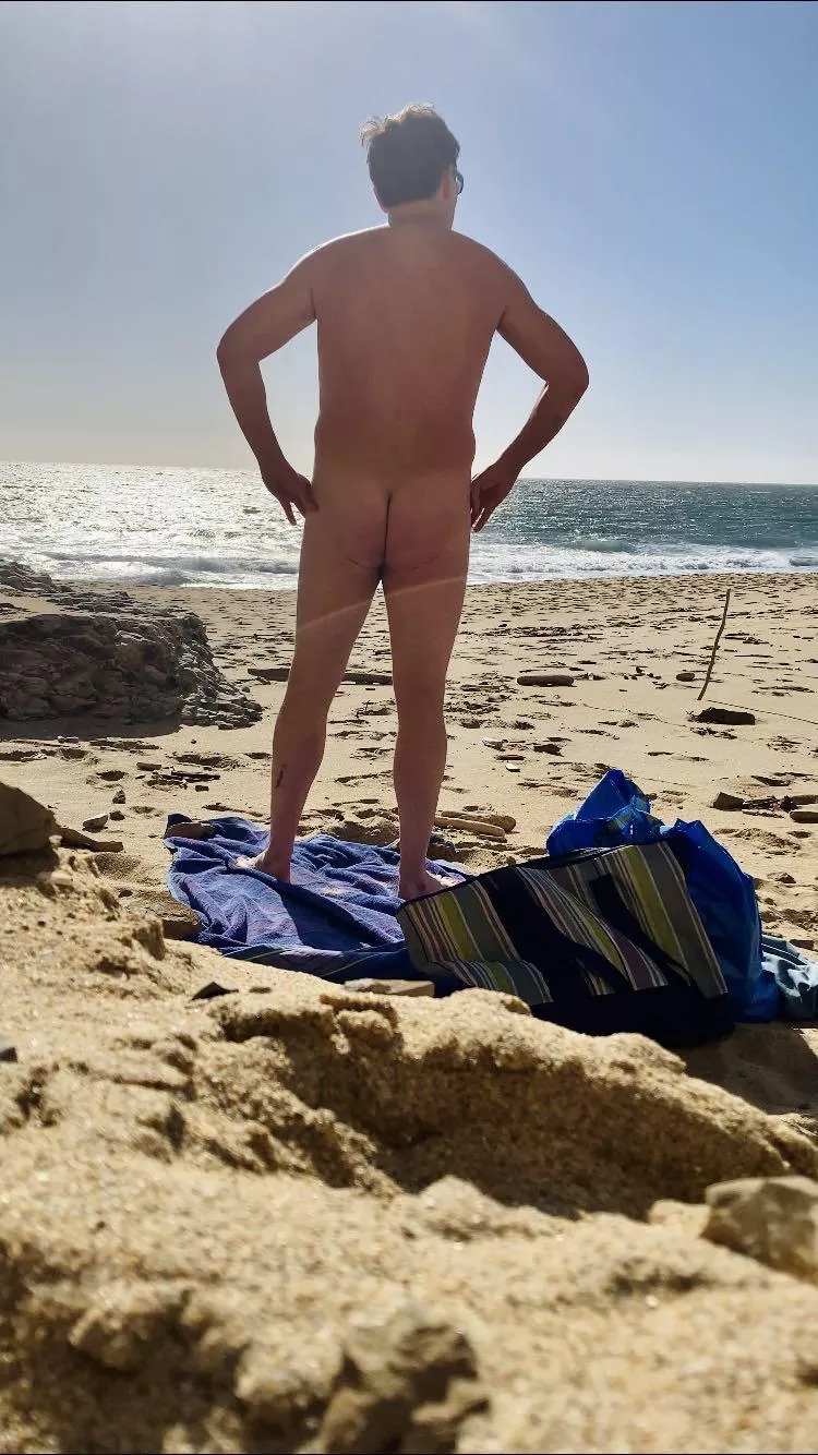 Hard to believe that my first time going naked at the beach was just last spring. I can’t wait to get back! posted by ArtPlusSex