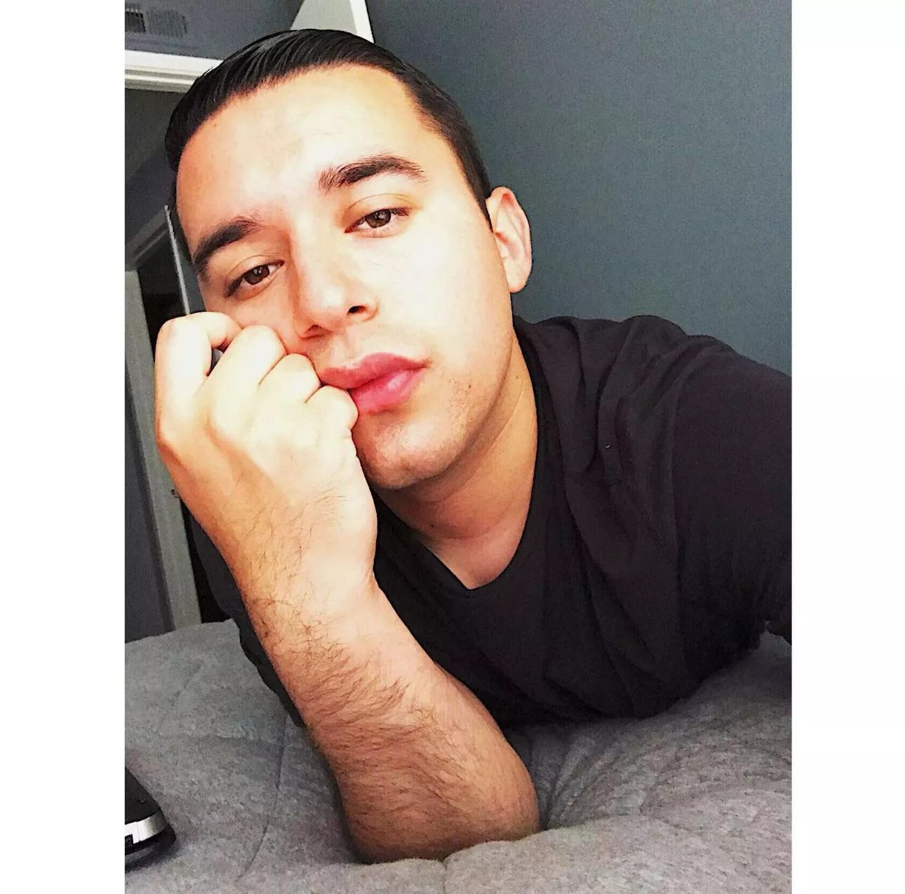 Hello :) posted by ricky_pop