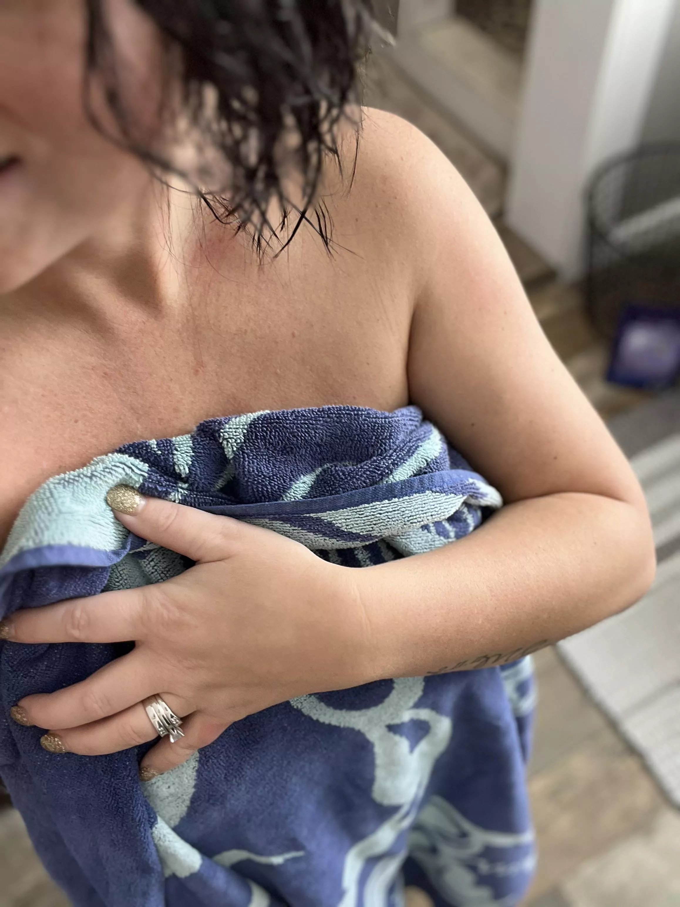 Hot shower to wake up and start my day!! posted by Always_exploring4her