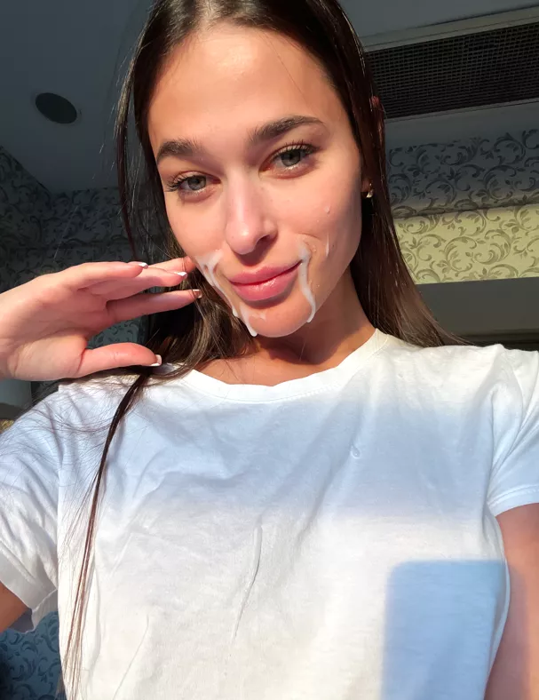 I love the feeling of cum on my face 💦 posted by Fran4uck