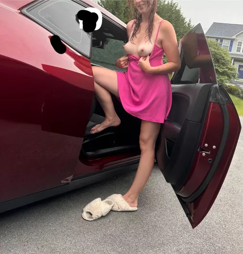 I’m a fan of sundresses and slippers by Cay_Bakes