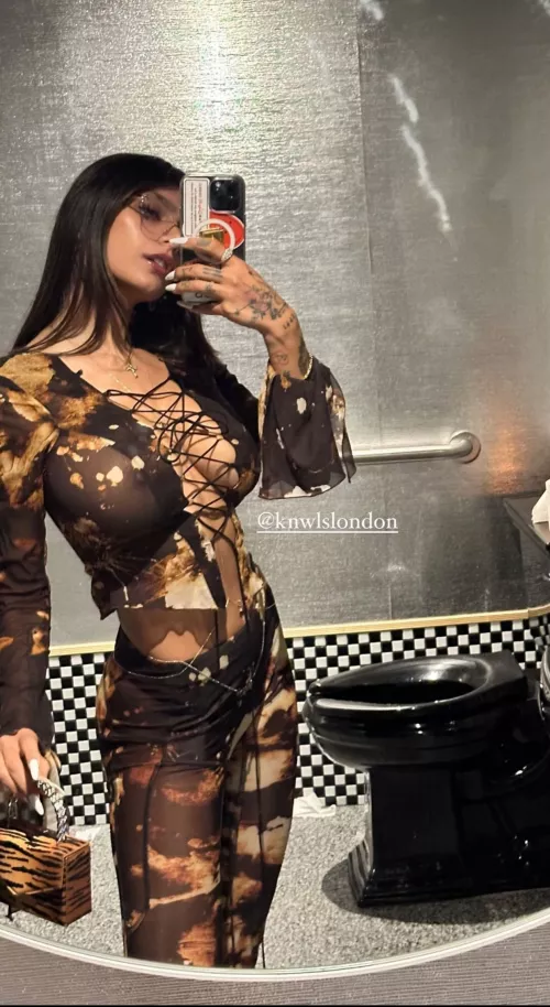 Insta Tiddies by P_07P