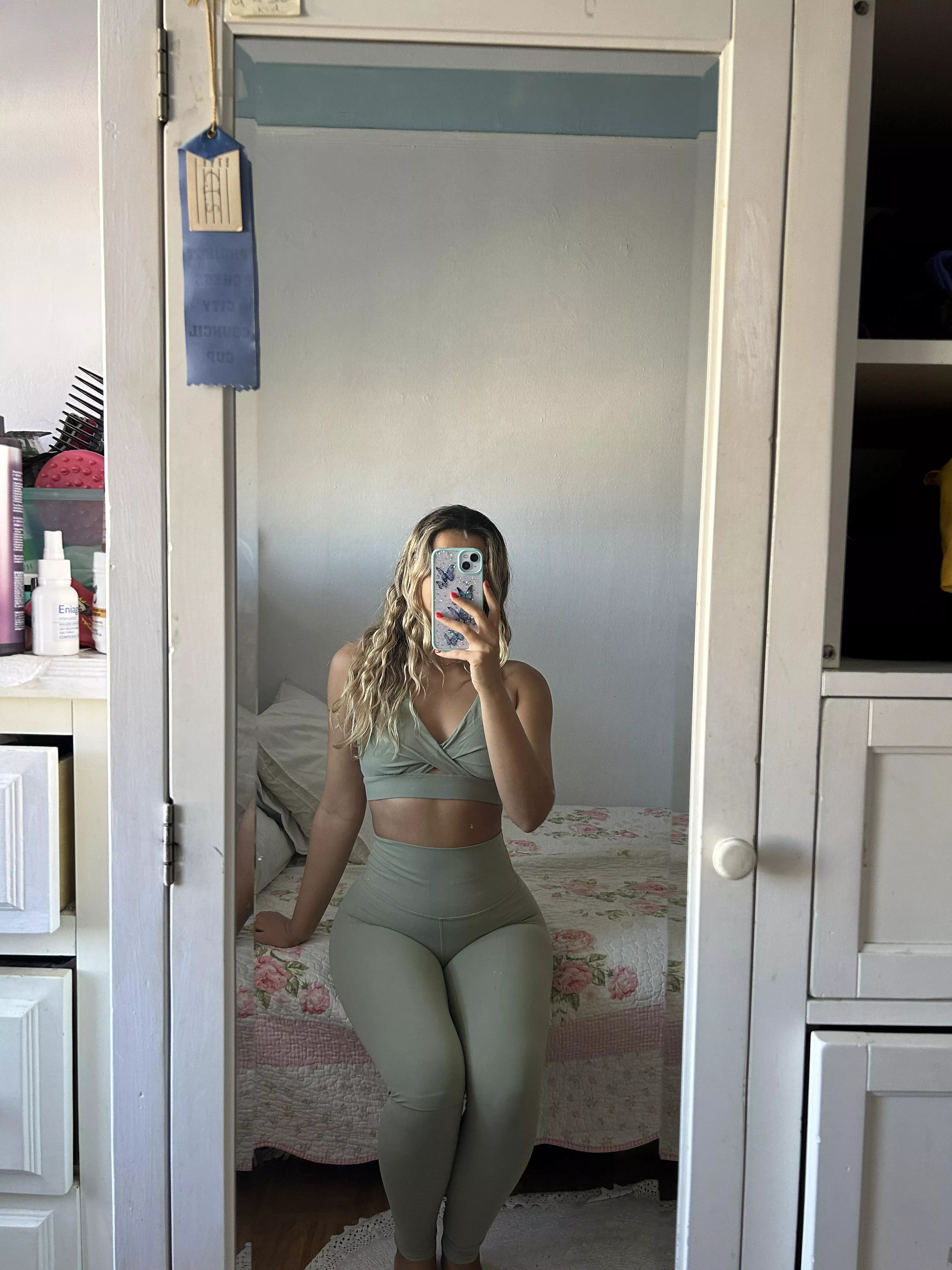 Is green your new favorite color? posted by ripemangobaby