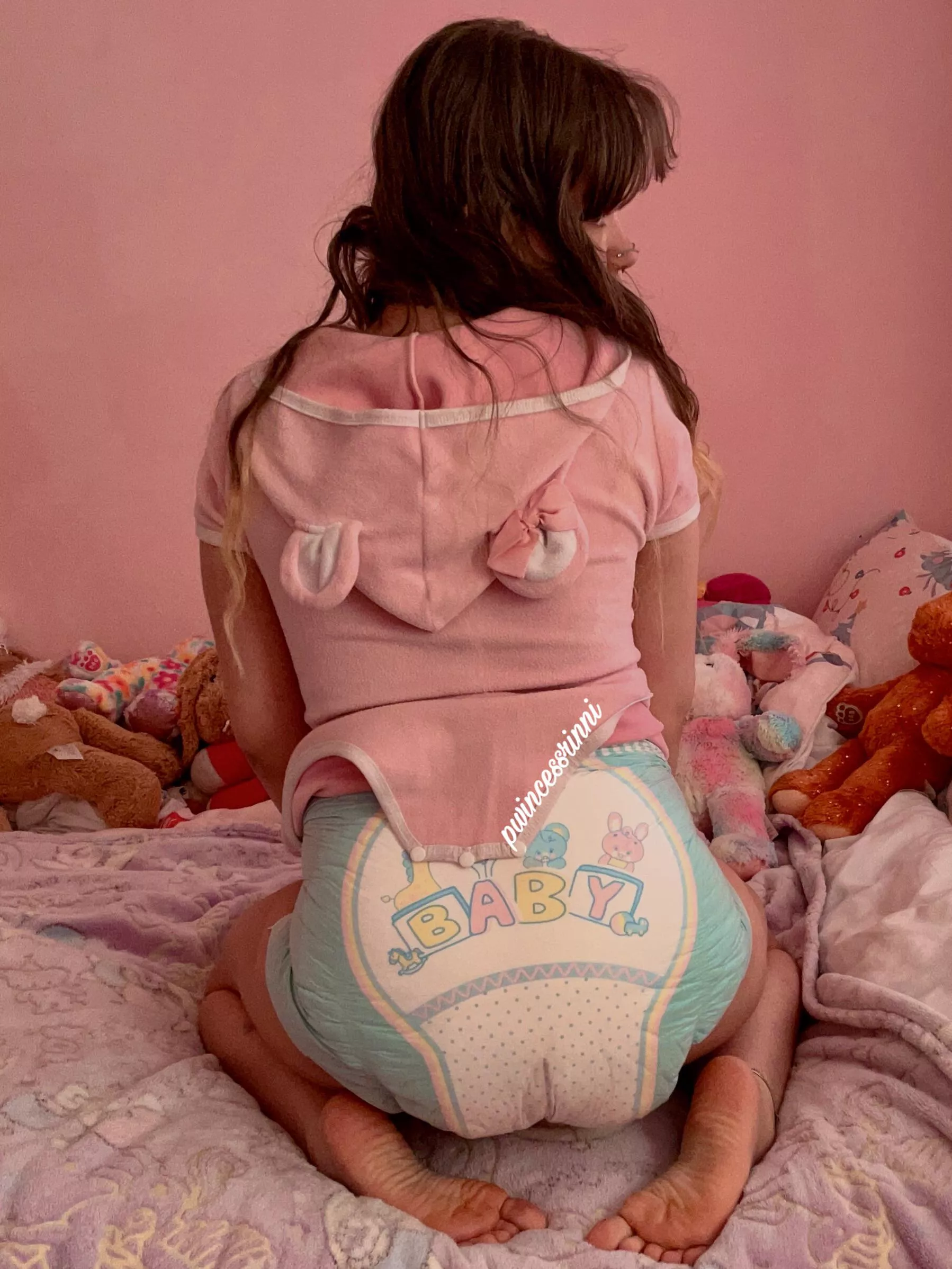 just a pee soaked bunny rabbit 🐰 posted by pwincessrinni