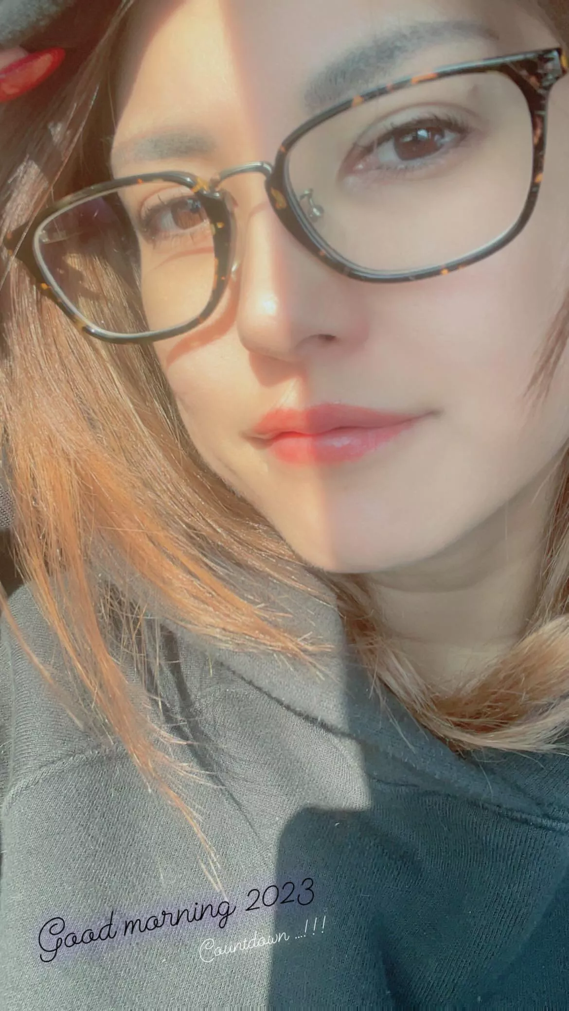 Last 2023 photo from this goddess posted by PointGradient