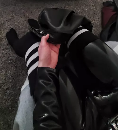 Leather on latex feels amazing ☺️ by ShimmerRae