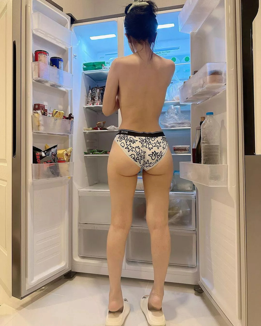 Looking for food posted by CaptainUndie