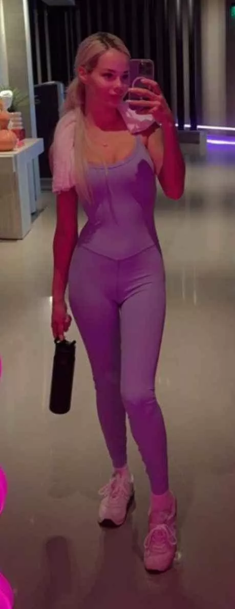 Love the outfit posted by CamLarson